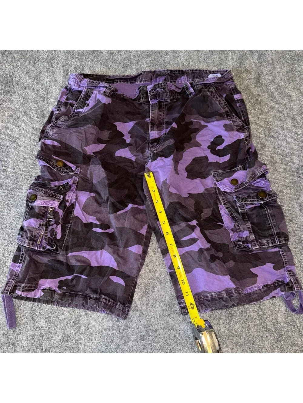 Grail Purple Camo Baggy Cargo Shorts Mens LG 34 Vtg y2k 90s Rare